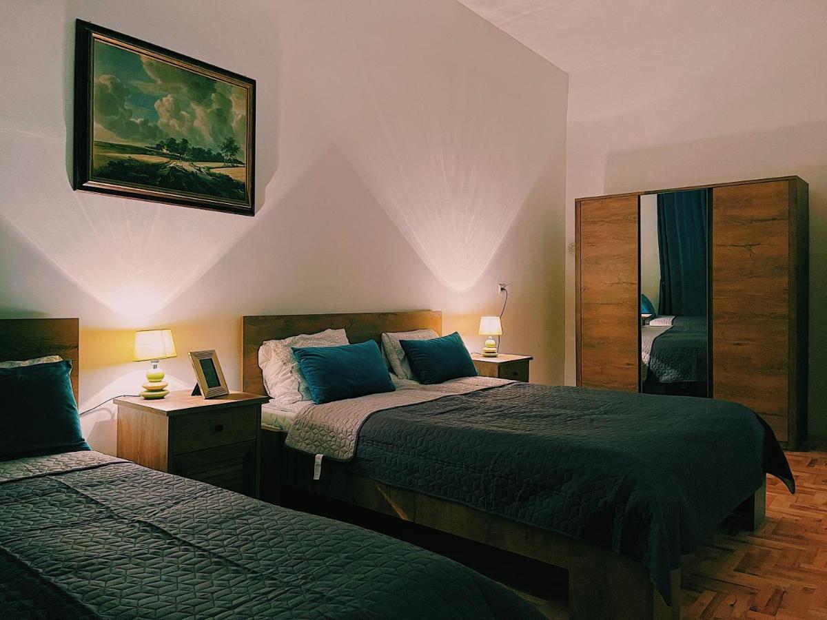 Le Royal Suites Sarajevo - City Center Bagian luar foto