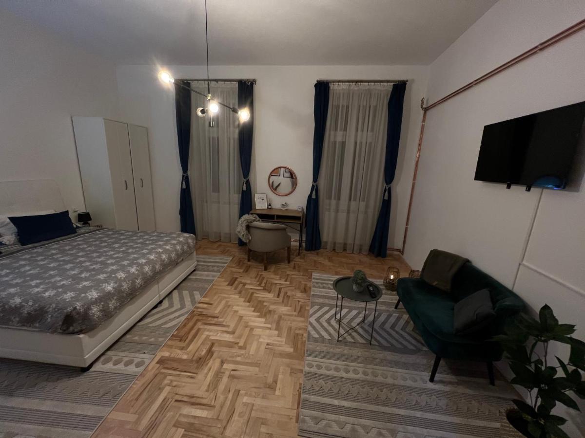 Le Royal Suites Sarajevo - City Center Bagian luar foto